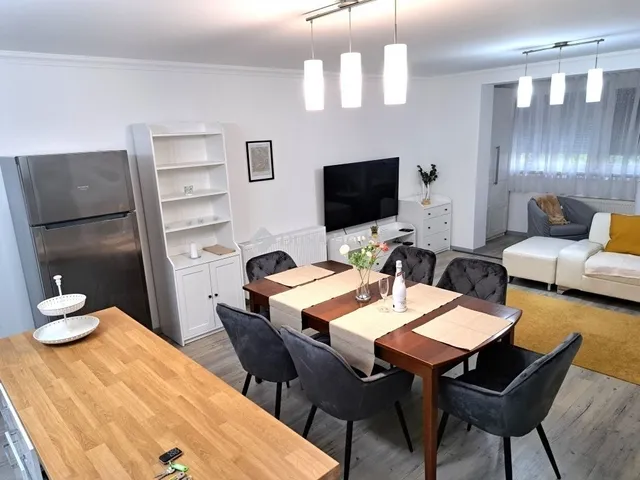 Eladó lakás Debrecen, Nagyerdő 80 nm