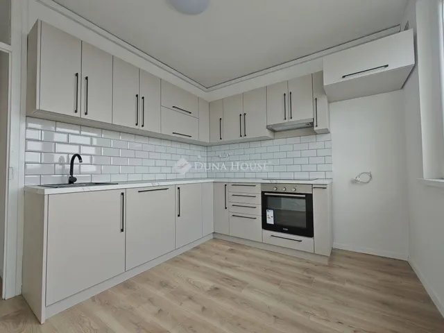 Eladó lakás Debrecen, Tócóskert 67 nm