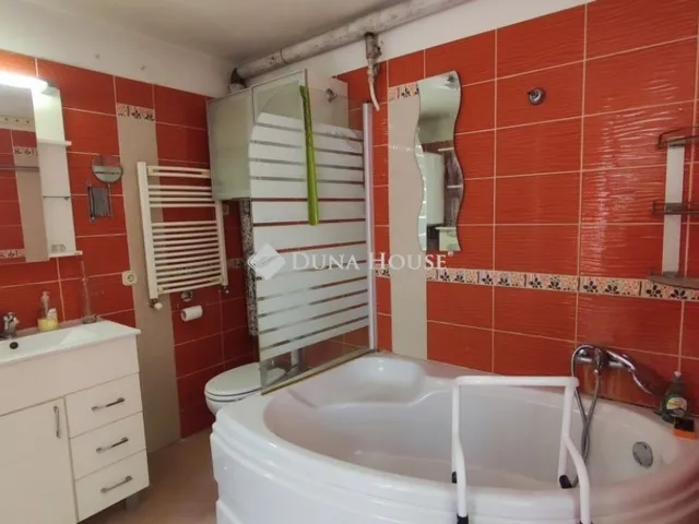 Eladó lakás Debrecen, Wesselényi-lakótelep 61 nm