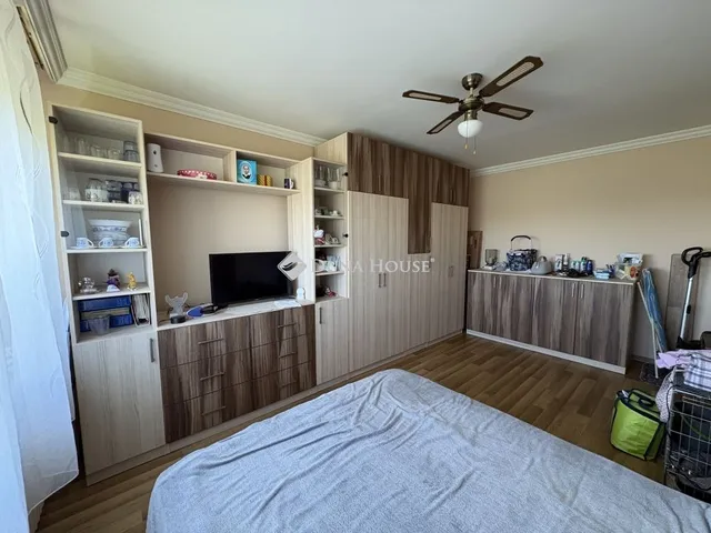 Eladó lakás Debrecen, Wesselényi-lakótelep 52 nm