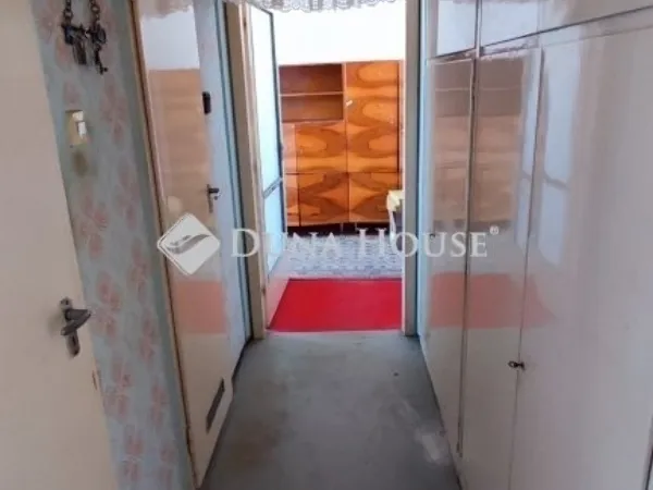 Eladó lakás Debrecen, Vénkert 62 nm