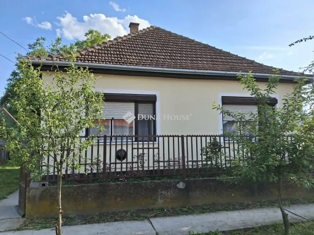 Eladó ház Biharkeresztes 60 nm