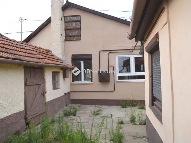 Eladó ház Debrecen, Veres Péter-kert 72 nm
