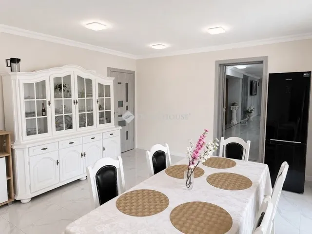 Eladó ház Derecske 176 nm