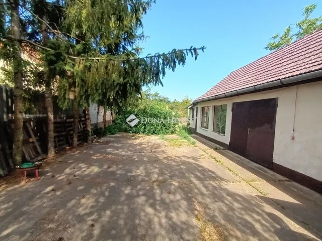 Eladó ház Debrecen, Biharikert 64 nm