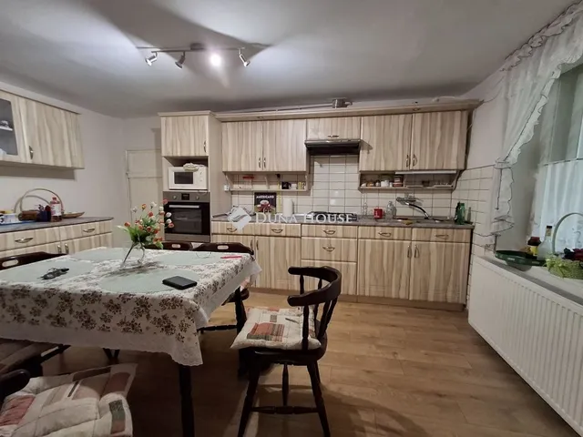Eladó ház Füzesgyarmat 100 nm