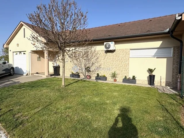 Eladó ház Debrecen, Veres Péter-kert 105 nm