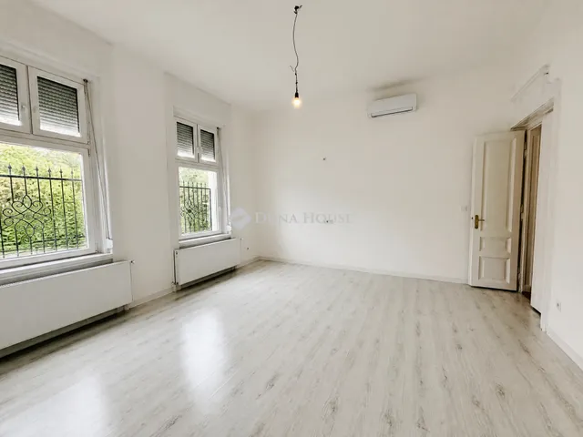 Eladó ház Debrecen, Postakert 145 nm