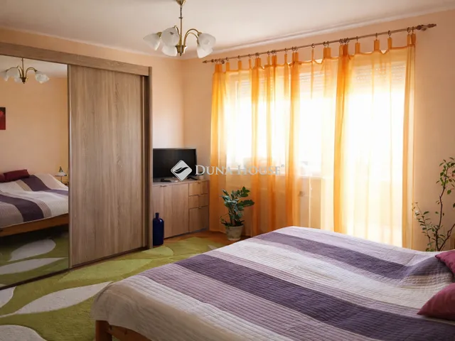 Eladó lakás Debrecen, Nagyerdő 72 nm