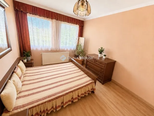 Eladó ház Debrecen, Biharikert 182 nm