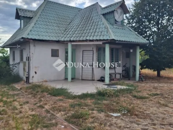 Eladó mezőgazdasági ingatlan Debrecen 106 nm