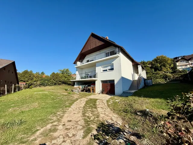 Eladó ház Balatonfüred 260 nm