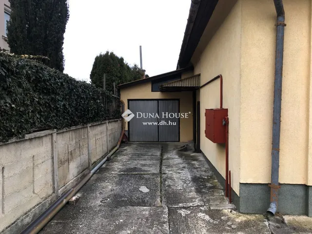 Eladó ház Veszprém, Újtelep 100 nm