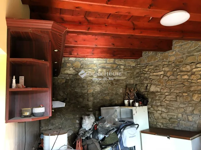 Eladó ház Bakonynána 70 nm