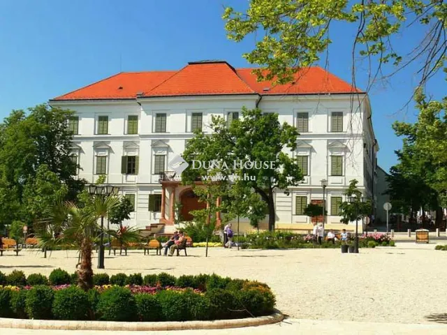 Eladó lakás Balatonfüred 120 nm