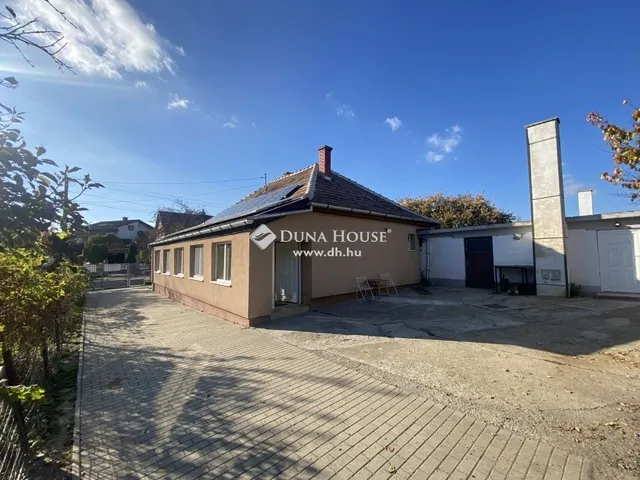 Eladó ház Pétfürdő 73 nm