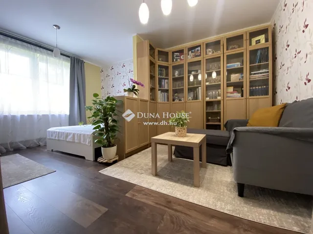 Eladó ház Veszprém, Dózsaváros 180 nm