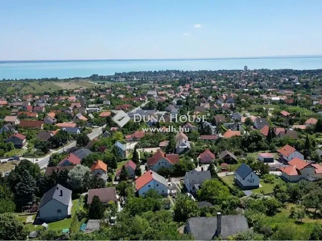 Eladó lakás Balatonalmádi 91 nm