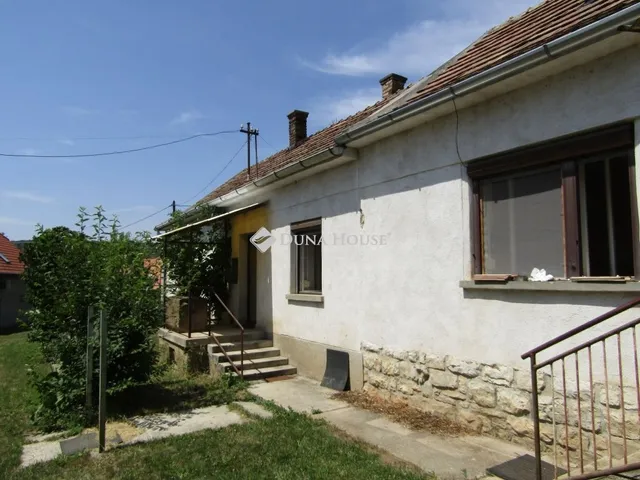 Eladó ház Pécsely 115 nm