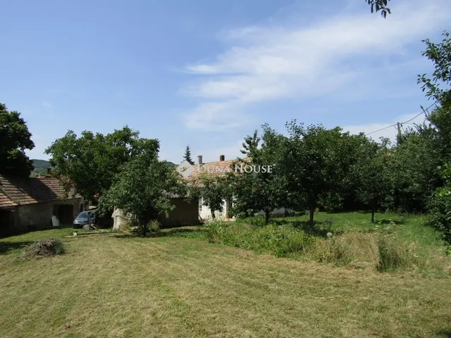 Eladó ház Pécsely 115 nm