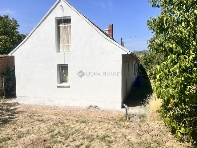 Eladó ház Pécsely 115 nm