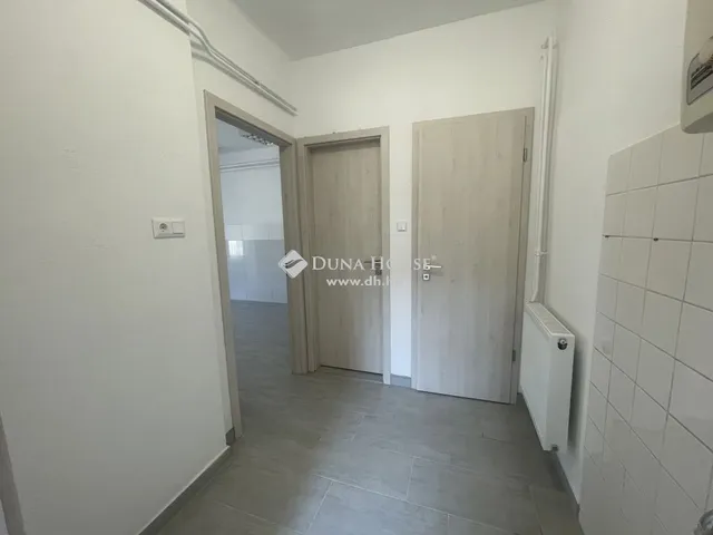 Eladó ház Veszprém, Dózsaváros 360 nm