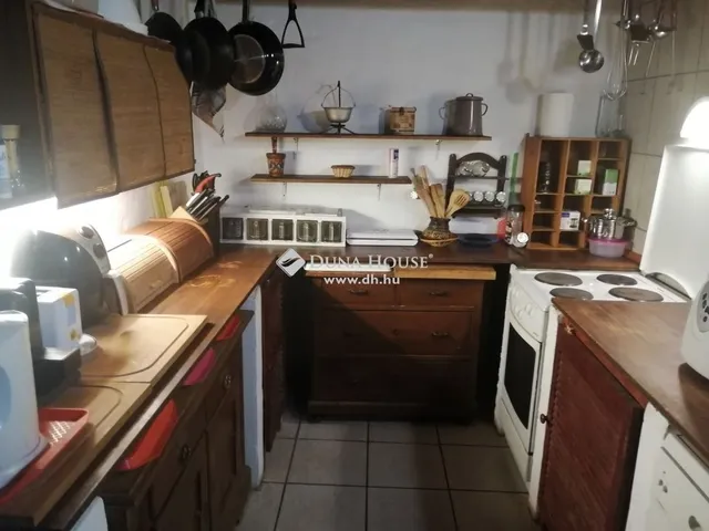 Eladó ház Balatonkenese 101 nm