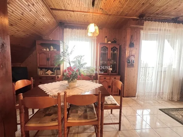 Eladó ház Nemesvámos 120 nm