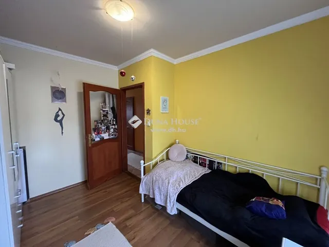Eladó ház Pétfürdő 194 nm