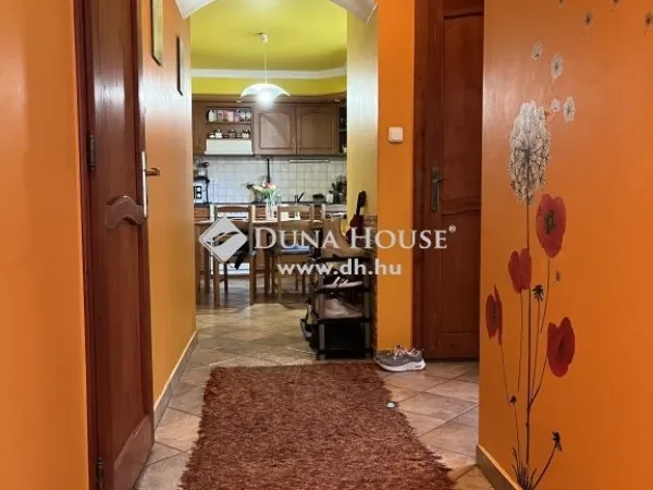 Eladó ház Pétfürdő 194 nm