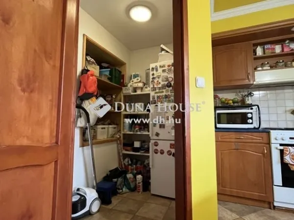 Eladó ház Pétfürdő 194 nm