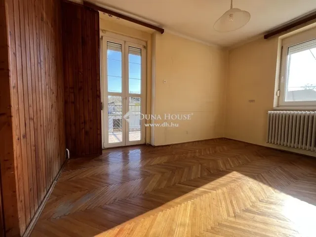 Eladó lakás Veszprém, Belváros 65 nm