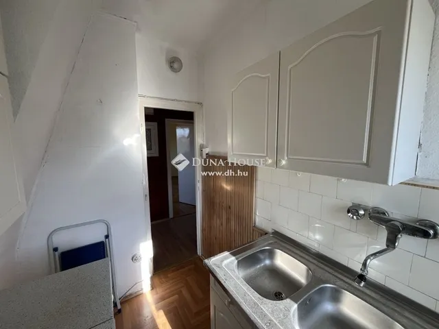 Eladó lakás Veszprém, Belváros 65 nm