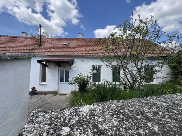 Eladó ház Veszprém 67 nm