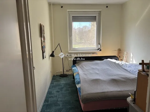 Eladó lakás Veszprém 69 nm