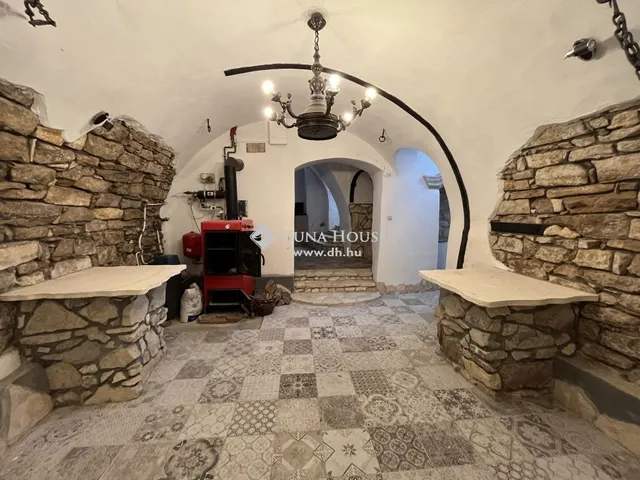 Eladó ház Veszprém, Belváros 159 nm