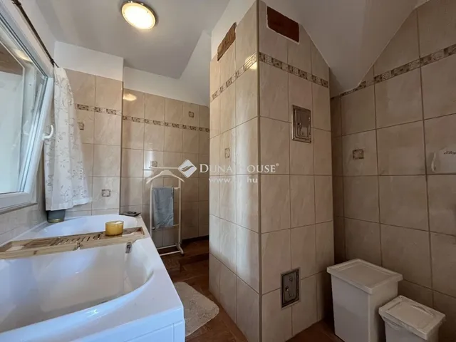 Eladó ház Veszprém, Belváros 159 nm
