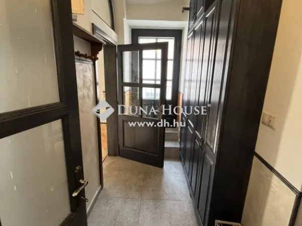 Eladó ház Veszprém, Belváros 159 nm