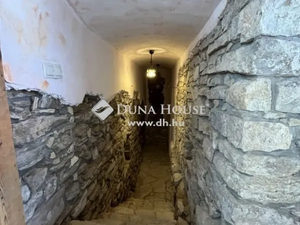 Eladó ház Veszprém, Belváros 159 nm