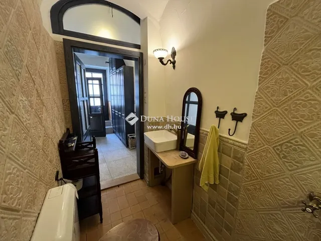 Eladó ház Veszprém, Belváros 159 nm