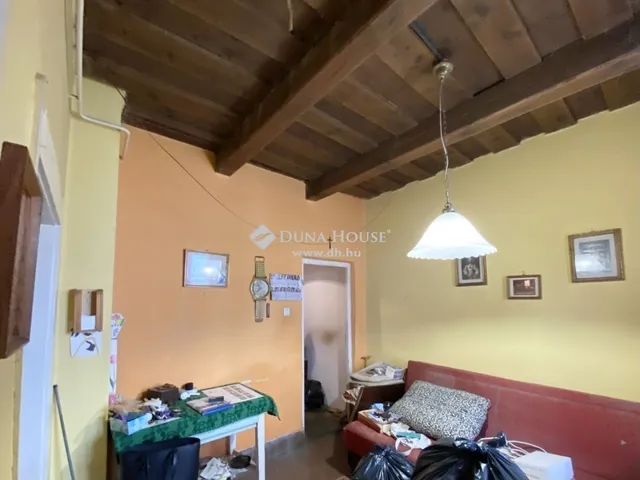 Eladó ház Devecser 45 nm