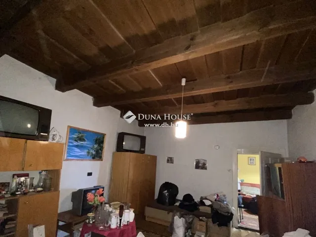 Eladó ház Devecser 45 nm