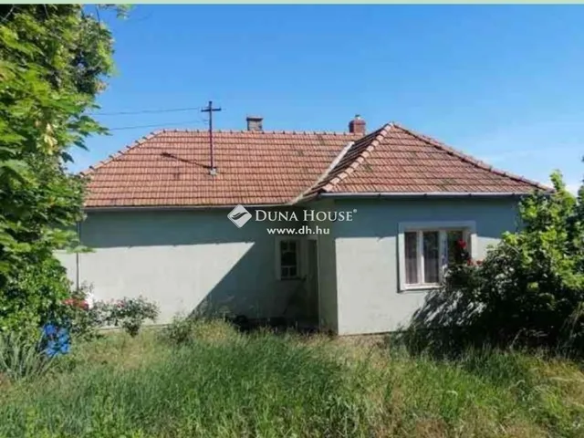 Eladó ház Veszprém, Kádárta 67 nm