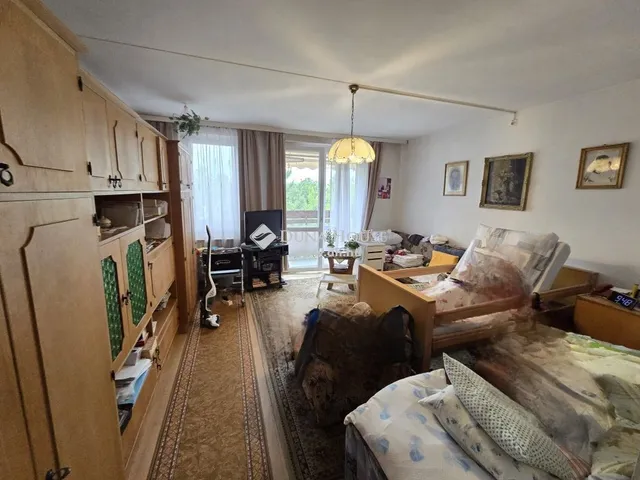 Eladó lakás Veszprém, Újtelep 56 nm