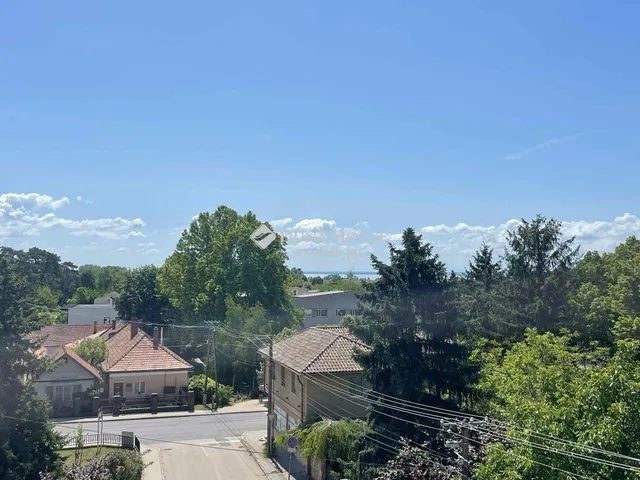 Eladó lakás Balatonalmádi 71 nm