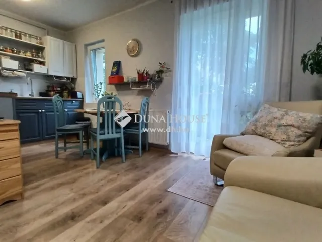 Eladó lakás Balatonfüred 72 nm
