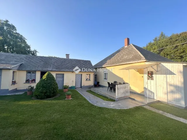 Eladó ház Zirc 75 nm
