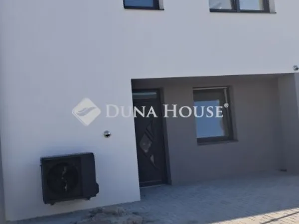 Eladó ház Ajka 121 nm