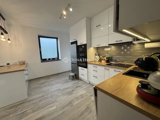 Eladó ház Veszprém 200 nm