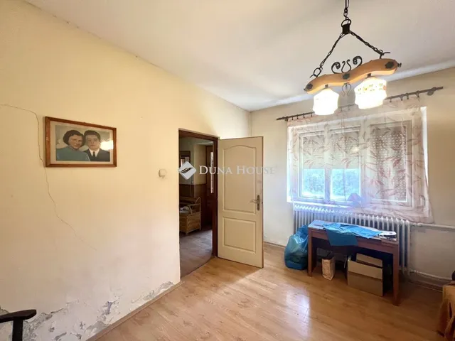 Eladó ház Szentgál 70 nm